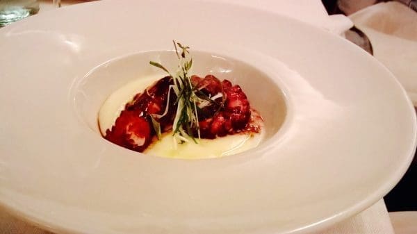 553F8B18-AF5F-417F-9297-9D9DCE49CF7B