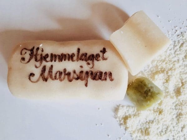 92D49303-EBCC-4CFF-8EA7-54E57A77B406