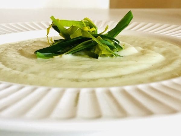 D965EAD8-24AA-45ED-891B-60872E397491