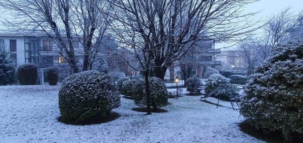 DAFE2620-B9F8-4E19-BB3D-C33CC493DF81