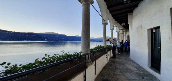 EE0C00CF-B1BB-444E-BC02-39D598D575EA