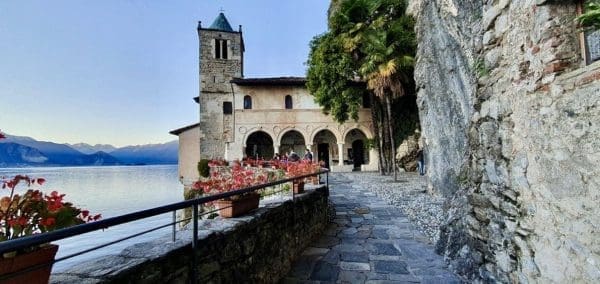 F0D8CB0D-76C0-48C9-BFE7-AF044B23D908